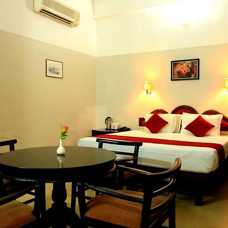Hotel Xavier'S Residency Kollam Exterior foto